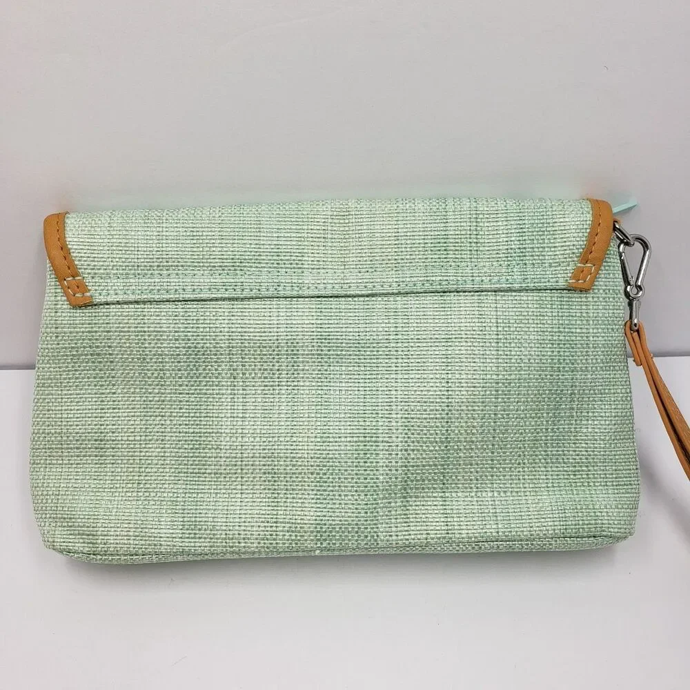 Vera Bradley Straw Beach Wristlet Clutch Sea Turtle Light Green Embroidered RFID